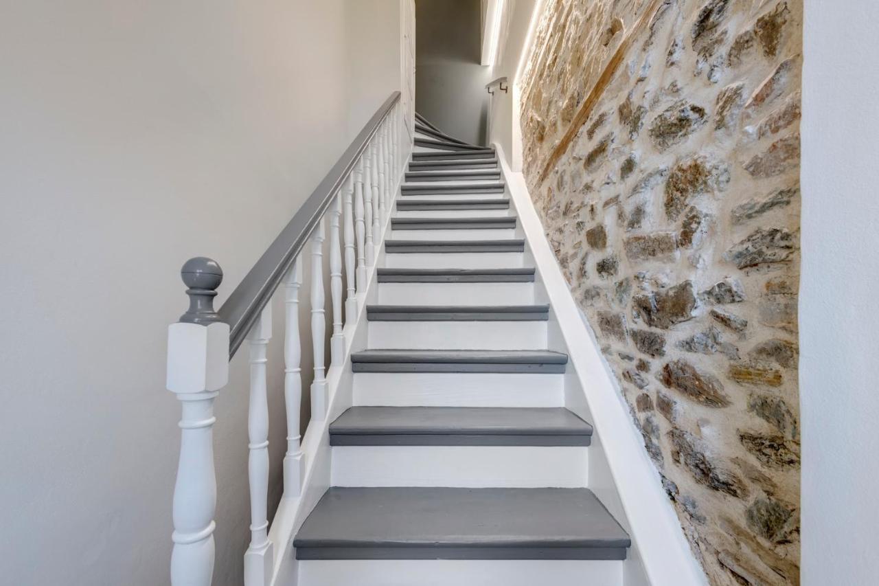 The Heart Of Syra - Your Home In Ermoupolis Exterior foto