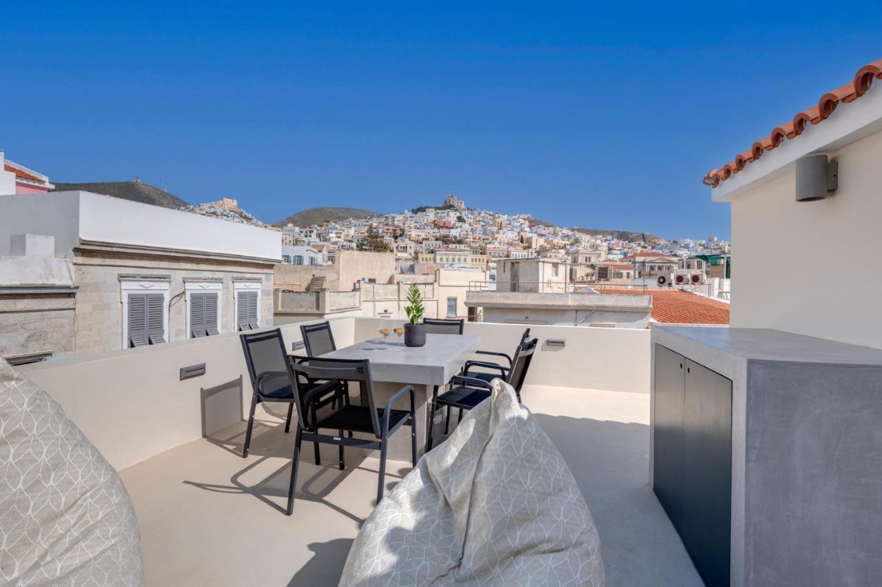 The Heart Of Syra - Your Home In Ermoupolis Exterior foto
